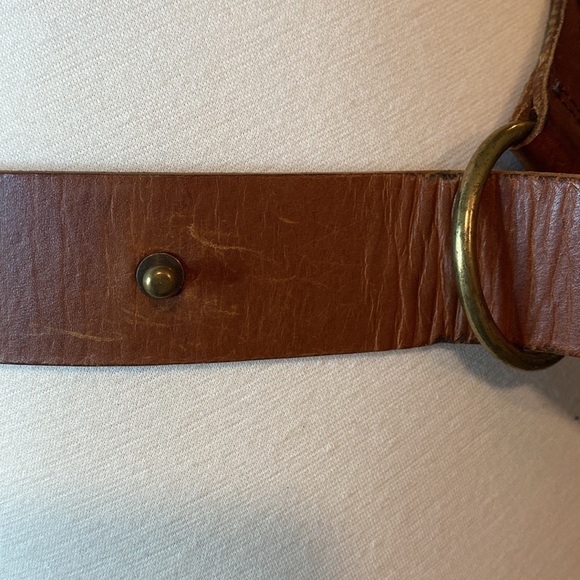 Old Navy Brown Leather Turquoise Studded Belt in EUC - Picture 6 of 8